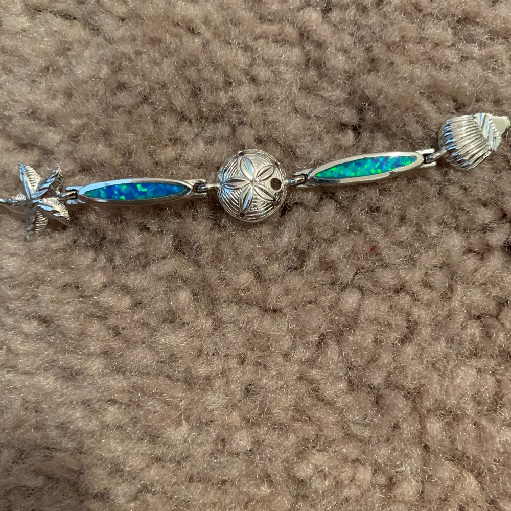 White Gold Shell Bracelet with real stones